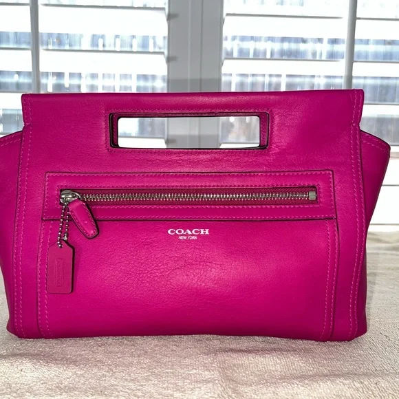 Coach Basket Clutch - 48012 - Picture 1 of 12